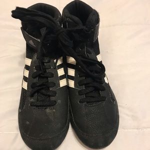 Boys adidas wrestling shoes. Size 4